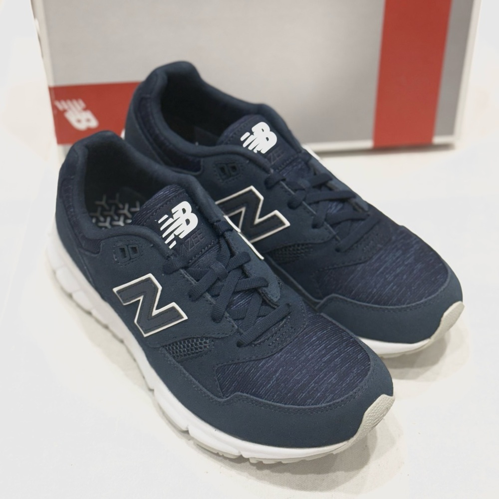 New Balance MVL530CA Men's Sneakers Color Dark Navy and White